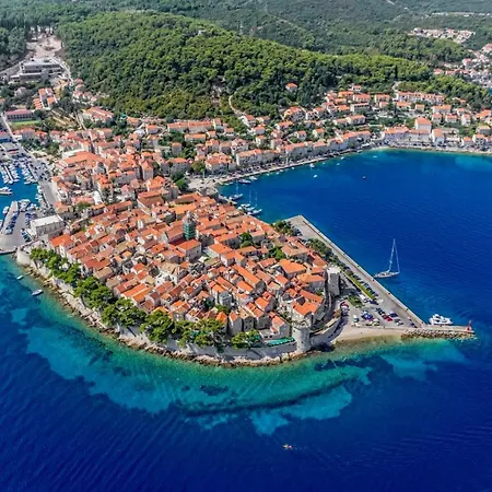 In With Air Conditioning, Wifi * Vela Luka