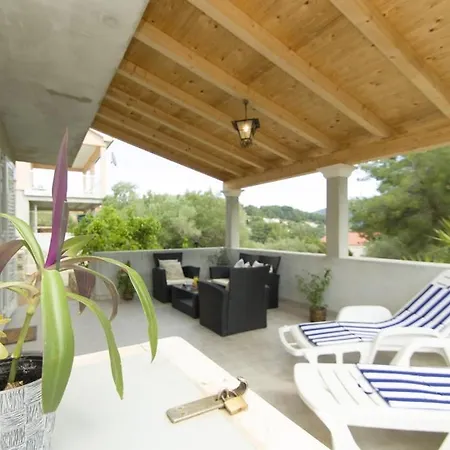 Apartmán In With Air Conditioning, Wifi Vela Luka