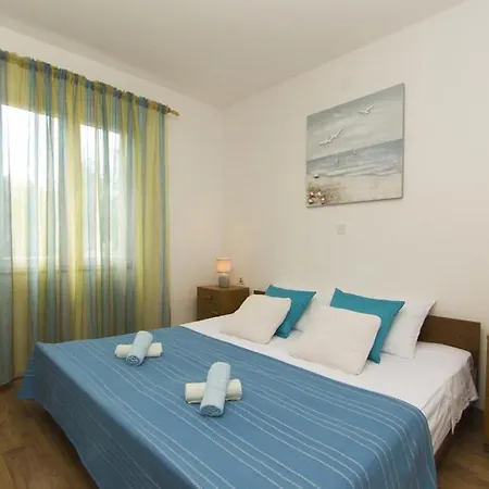 In With Air Conditioning, Wifi Vela Luka